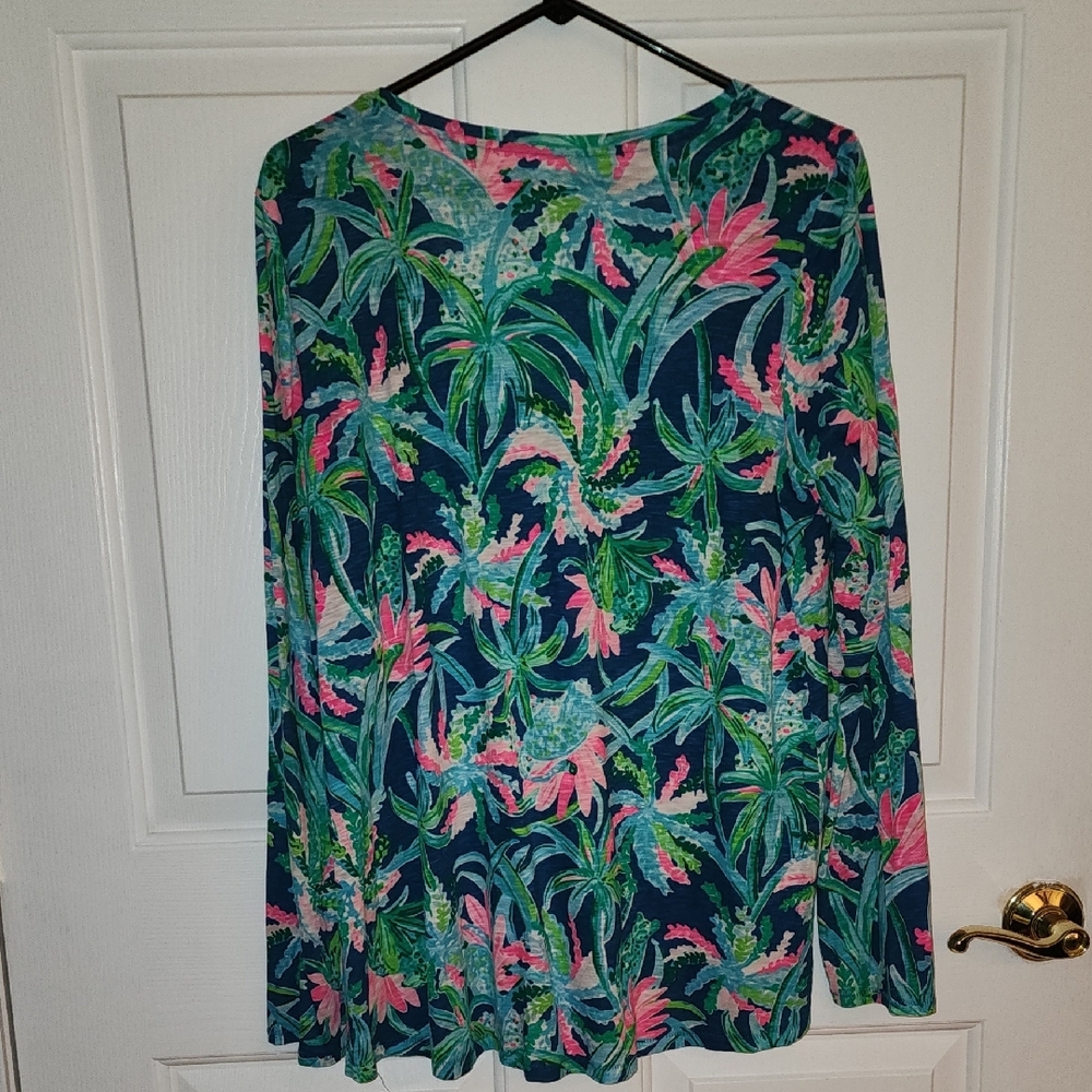 Lilly Pulitzer Etta Long Sleeve Tee In Sweet Escape- Large - Picture 3 of 5